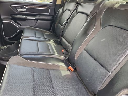 Used 2020 RAM 1500 Laramie AWD/4WD image 12