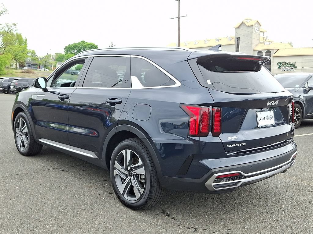 Used 2023 Kia Sorento EX AWD/4WD image 5