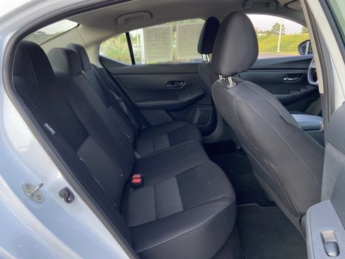 Used 2025 Nissan Sentra SV FWD image 19