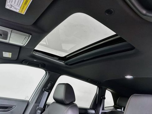 Used 2025 Honda CR-V Sport-L image 11