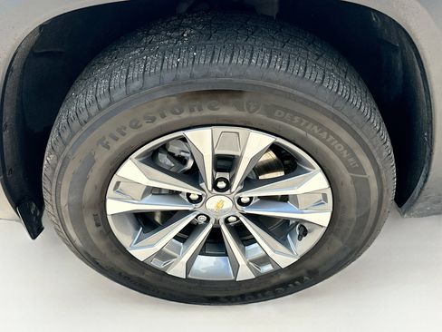 Used 2026 Chevrolet Equinox LT w/ Convenience Package II image 33