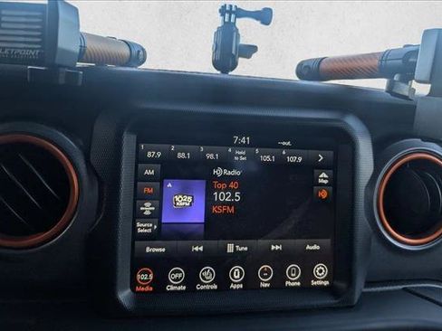 Used 2023 Jeep Gladiator Mojave w/ LED Lighting Group AWD/4WD image 19