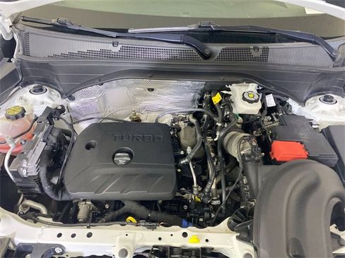 Used 2023 Chevrolet TrailBlazer RS w/ Sun and Liftgate Package image 16