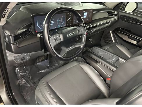 Used 2024 Kia EV9 Light Long Range image 18