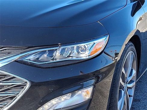 Used 2024 Chevrolet Malibu LT image 9