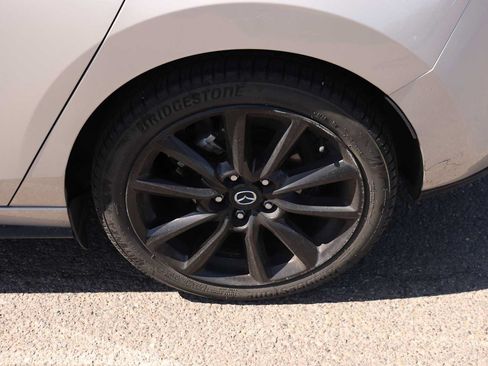 Used 2024 MAZDA MAZDA3 s FWD image 9