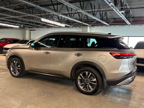 Used 2022 INFINITI QX60 Luxe w/ Vision Package AWD/4WD image 2