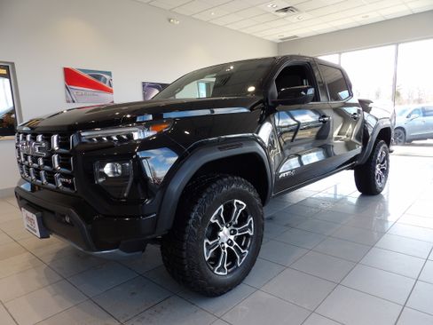 Used 2023 GMC Canyon AT4 w/ AT4 Premium Package image 1