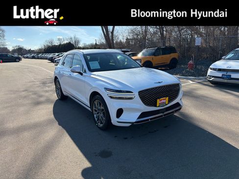 Used 2025 Genesis GV70 2.5T image 1