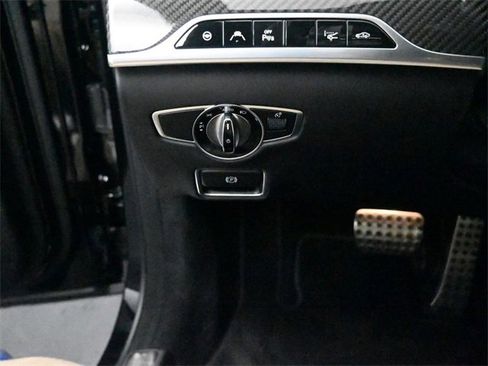 Used 2019 Mercedes-Benz S 63 AMG S 4MATIC Sedan image 17