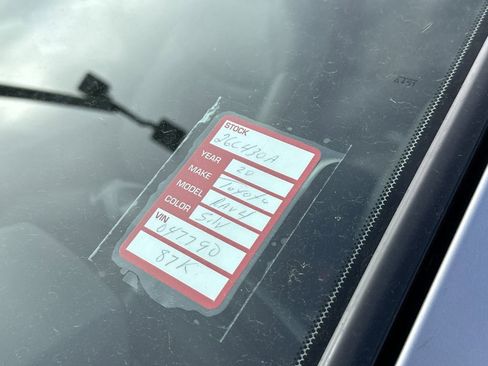 Used 2020 Toyota RAV4 XLE Premium image 10