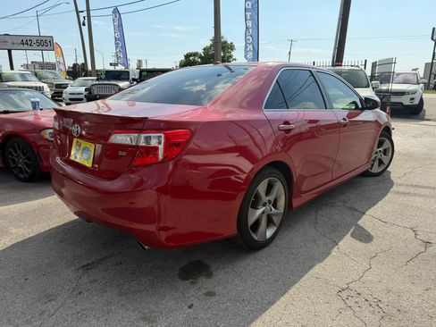Used 2012 Toyota Camry SE image 4