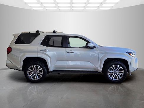 Used 2026 Toyota 4Runner Limited AWD/4WD image 3