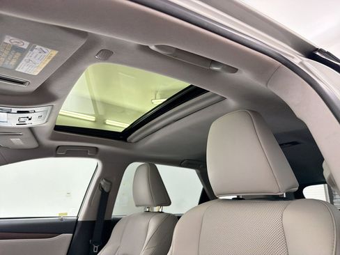 Used 2020 Lexus RX 450hL AWD w/ Premium Package image 16