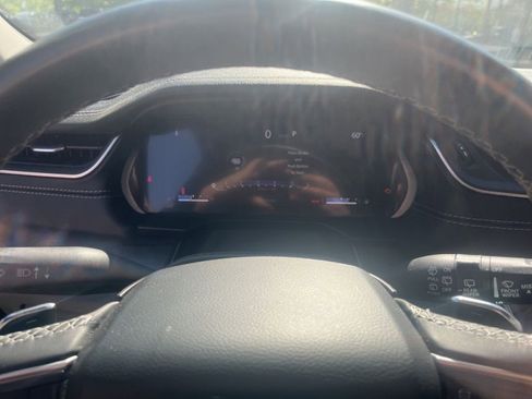 Used 2022 Jeep Grand Cherokee L Limited AWD/4WD image 18