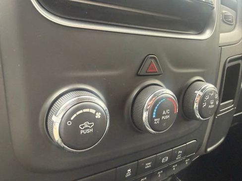 Used 2018 RAM 2500 Tradesman w/ Chrome Appearance Group AWD/4WD image 24