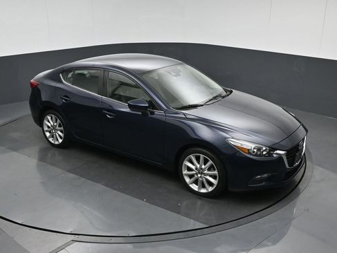 Used 2017 MAZDA MAZDA3 Touring image 53