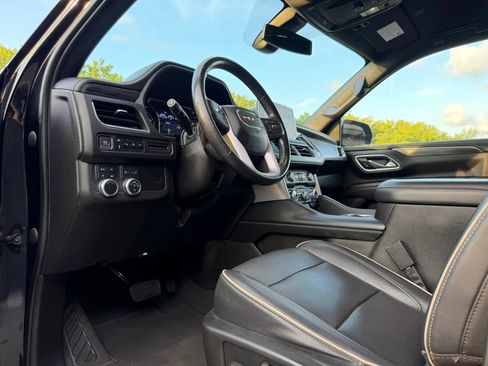 Used 2021 GMC Yukon SLT AWD/4WD image 21