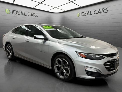 Used 2021 Chevrolet Malibu LT FWD image 3