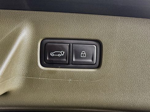 Used 2025 Hyundai Santa Fe Calligraphy FWD image 33