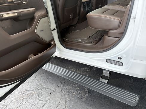 Certified 2026 RAM 1500 Limited w/ Trailer Tow Group AWD/4WD image 12