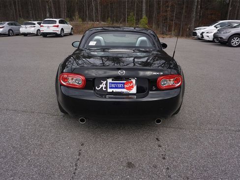 Used 2010 MAZDA MX-5 Miata Touring image 15