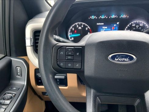 Used 2023 Ford F250 XLT w/ F-250 >10K GVWR Package image 19