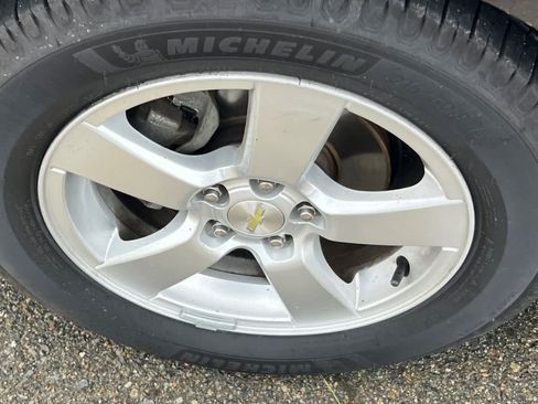 Used 2015 Chevrolet Cruze LT w/ Technology Package image 22