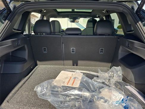 New 2026 Volkswagen Tiguan SE R-Line image 25