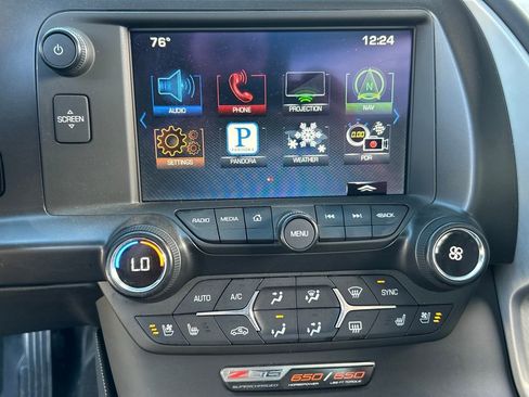 Used 2016 Chevrolet Corvette Z06 w/ 3LZ Preferred Equipment Group image 12