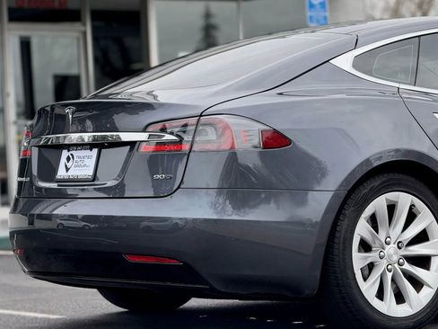 Used 2016 Tesla Model S 90D image 9