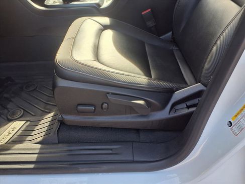 Used 2022 GMC Canyon AT4 image 11