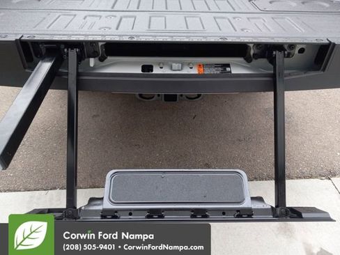 New 2026 Ford F250 Lariat w/ Black Appearance Package image 32