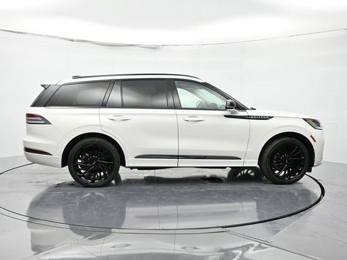 New 2025 Lincoln Aviator Reserve w/ Equipment Group 201A image 5