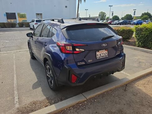 Used 2024 Subaru Crosstrek 2.0i Premium AWD/4WD image 4