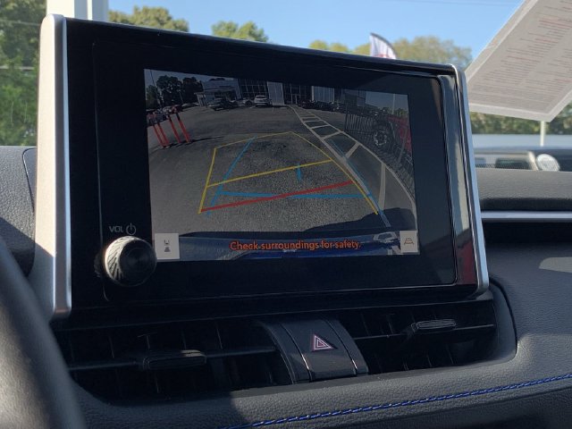 Used 2024 Toyota RAV4 SE w/ Convenience Package AWD/4WD image 22