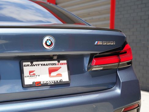 Used 2023 BMW M550i xDrive w/ Executive Package AWD/4WD image 9