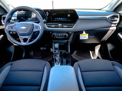 New 2026 Chevrolet TrailBlazer LT w/ LT Cold Weather Package AWD/4WD image 12