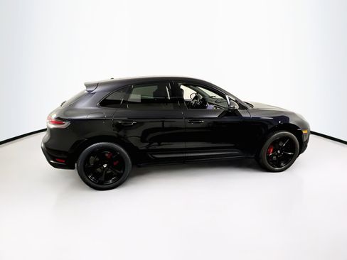 Used 2023 Porsche Macan S image 4