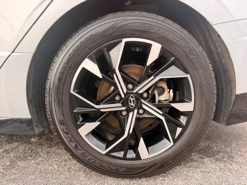 Used 2025 Hyundai Sonata SEL FWD image 30