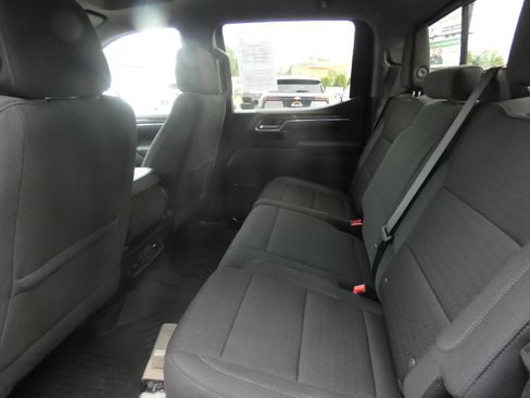 Used 2024 Chevrolet Silverado 1500 LT AWD/4WD image 13