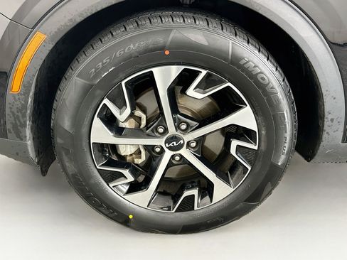 Used 2024 Kia Sportage EX FWD image 11