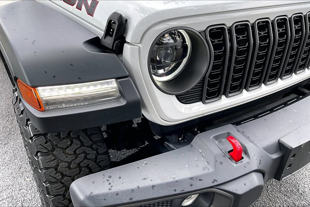 Used 2026 Jeep Wrangler Unlimited Rubicon AWD/4WD image 29