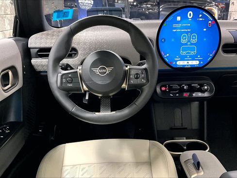 Used 2026 MINI Cooper 2-Door Hardtop image 5