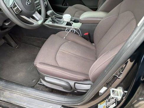 Used 2020 Kia Optima LX image 8