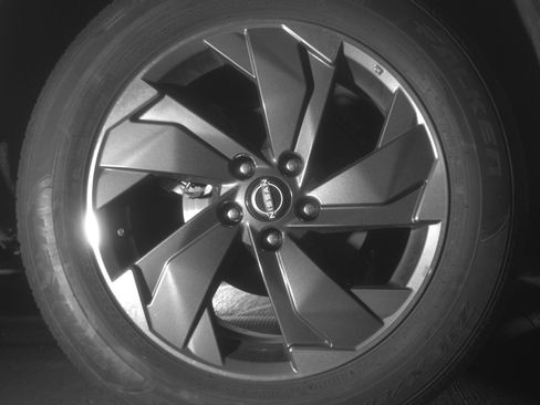 Used 2025 Nissan Rogue SV image 15