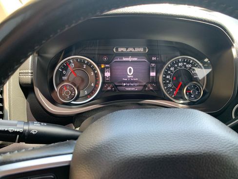Used 2022 RAM 3500 Laramie AWD/4WD image 39