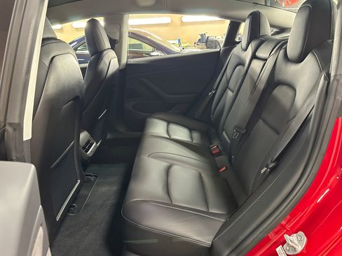 Used 2018 Tesla Model 3 Long Range image 17