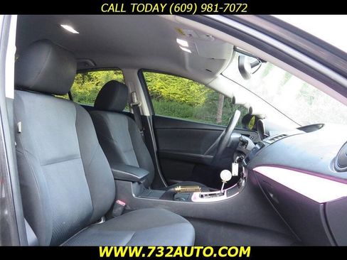 Used 2010 MAZDA MAZDA3 i Touring image 25