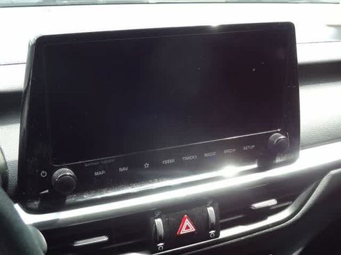 Used 2024 Kia Forte GT-Line w/ GT-Line Premium Package FWD image 13